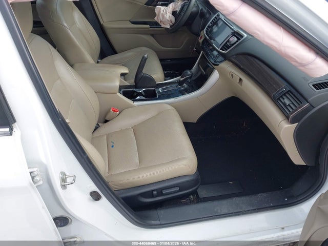 1HGCR2F82HA189348 Honda Accord Ex-l