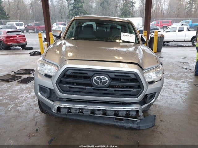 5TFCZ5AN4KX197310 Toyota Tacoma Sr V6