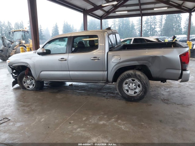 5TFCZ5AN4KX197310 Toyota Tacoma Sr V6