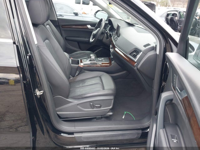 2019 AUDI Q5 WA1ANAFY2K2135474 Photo 4
