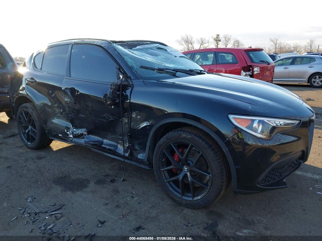 ZASPAKAN6L7C87882 Alfa Romeo Stelvio Awd