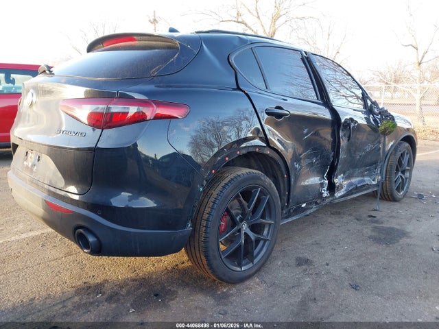 ZASPAKAN6L7C87882 Alfa Romeo Stelvio Awd