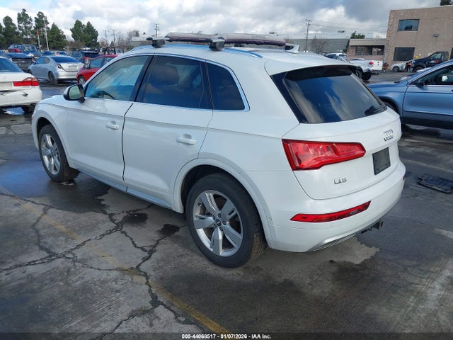 2019 AUDI Q5 WA1CNAFY6K2087194 Photo 2