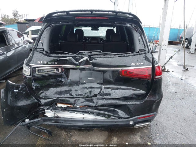Продажа на аукционе авто 2020 Mercedes-benz Gls 580 4matic, vin: 4JGFF8GE0LA222797, номер лота: 44068519