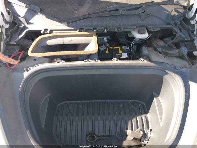 2021 TESLA MODEL Y 5YJYGDEE6MF072841 Photo 9