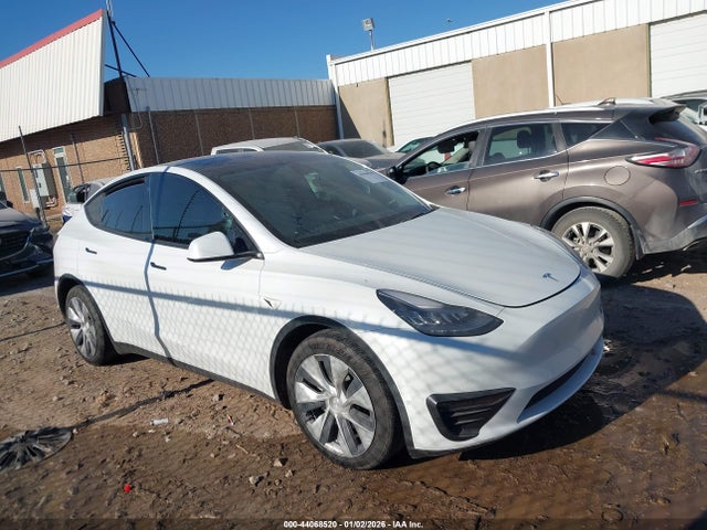 Продаж на аукціоні авто 2021 Tesla Model Y Long Range Dual Motor All-wheel Drive, vin: 5YJYGDEE6MF072841, номер лоту: 44068520