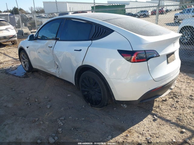 2021 TESLA MODEL Y 5YJYGDEE6MF072841 Photo 2