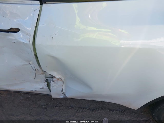 2021 TESLA MODEL Y 5YJYGDEE6MF072841 Photo 5