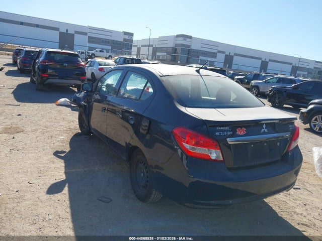 2017 MITSUBISHI MIRAGE G4 ML32F3FJXHHF06785 Photo 2
