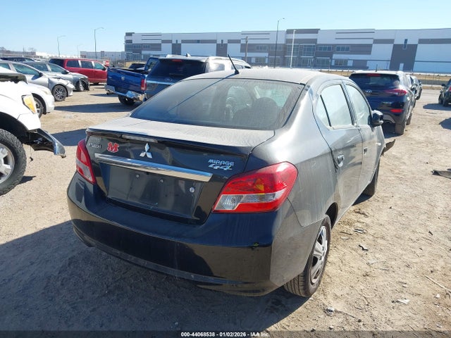 2017 MITSUBISHI MIRAGE G4 ML32F3FJXHHF06785 Photo 3