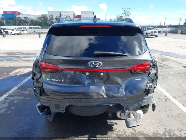 5NMS6DAJ9NH381814 Hyundai Santa Fe Xrt