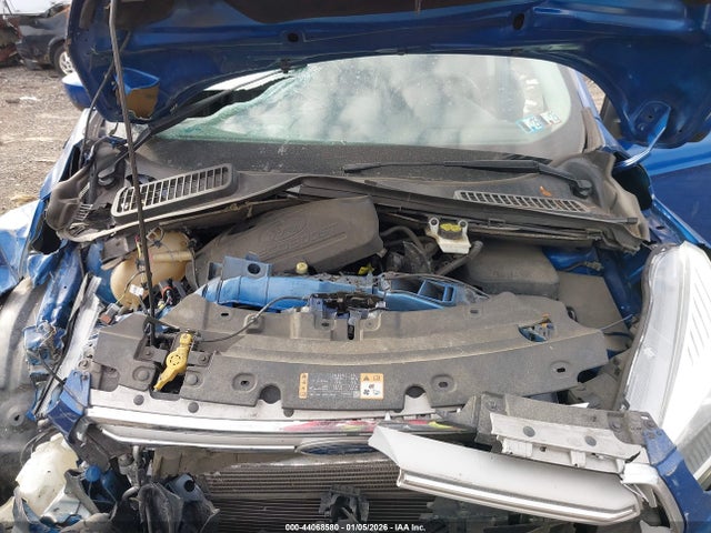 1FMCU9HD8JUA31712 Ford ESCAPE SEL