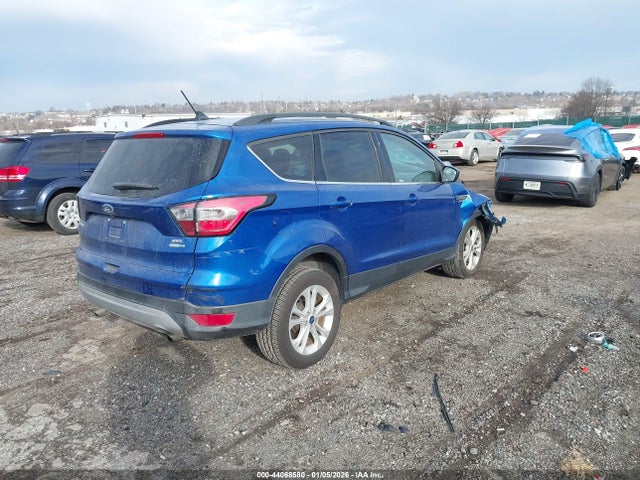 1FMCU9HD8JUA31712 Ford ESCAPE SEL