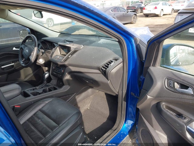 1FMCU9HD8JUA31712 Ford ESCAPE SEL