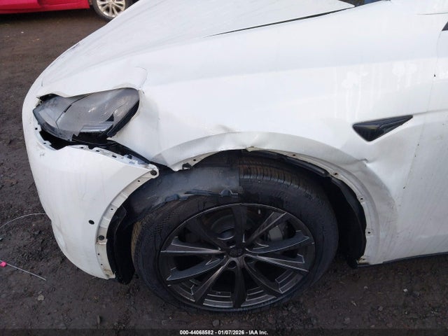 2021 TESLA MODEL Y 5YJYGDEE5MF077870 Photo 5