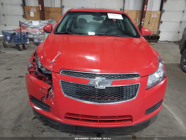 1G1PC5SB8E7284230 Chevrolet Cruze 1lt Auto