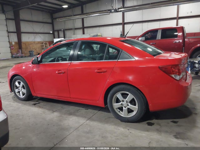 1G1PC5SB8E7284230 Chevrolet Cruze 1lt Auto