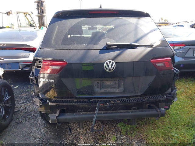 3VV3B7AX0LM039914 Volkswagen Tiguan 2.0t Se/2.0t Se R-line Black/2.0t Sel