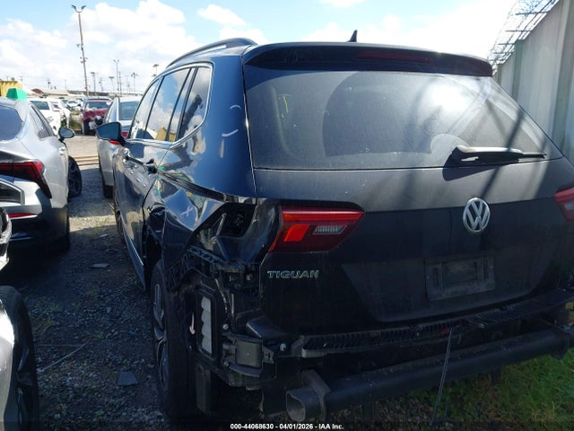 3VV3B7AX0LM039914 Volkswagen Tiguan 2.0t Se/2.0t Se R-line Black/2.0t Sel