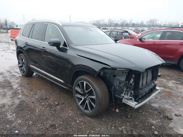 2023 VOLVO XC90 YV4062PNXP1922224