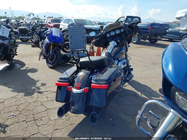 2019 HARLEY-DAVIDSON FLHX 1HD1KBC14KB659848 Photo 3