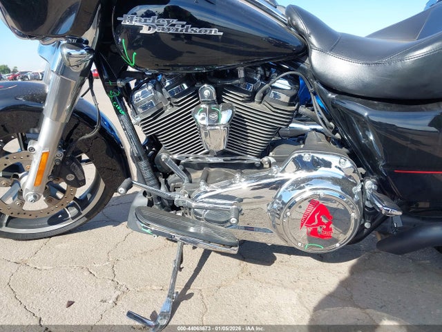 2019 HARLEY-DAVIDSON FLHX 1HD1KBC14KB659848 Photo 8