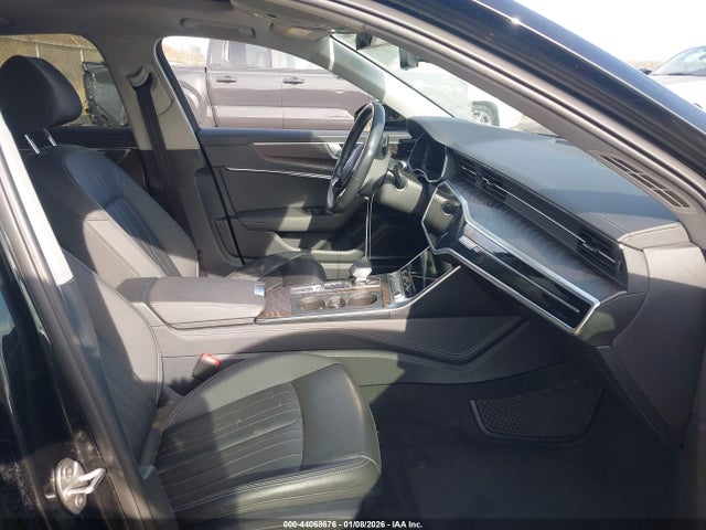 2019 AUDI A6 WAUE8AF28KN121083 Photo 4