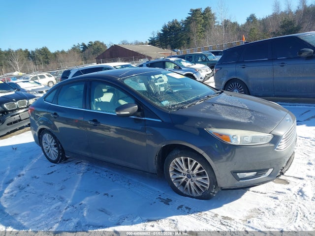 Ford Focus Titanium 2015 1FADP3J21FL353570 Image 13