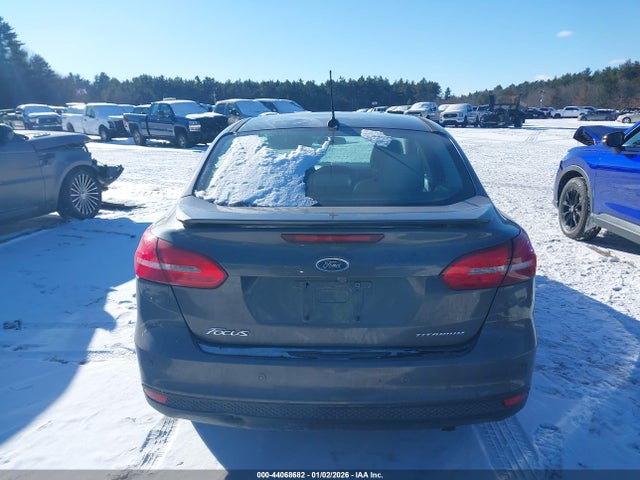Ford Focus Titanium 2015 1FADP3J21FL353570 Image 16