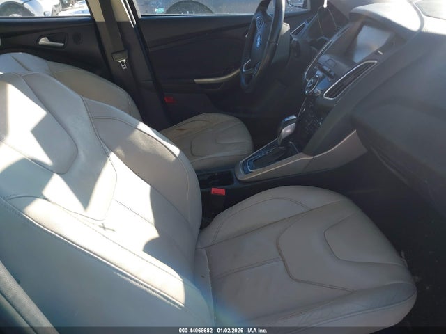 Ford Focus Titanium 2015 1FADP3J21FL353570 Image 5