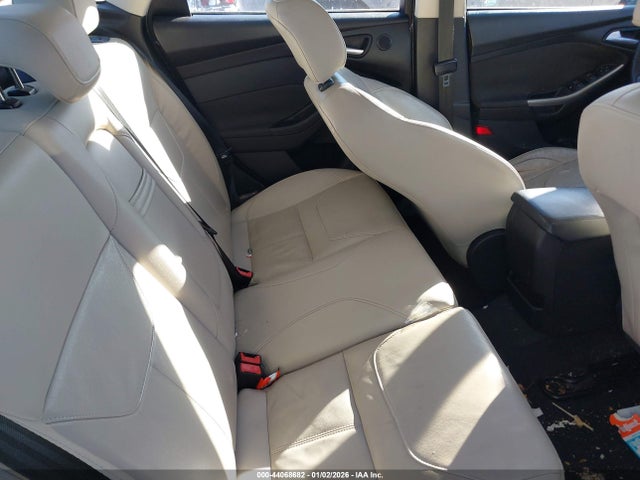 Ford Focus Titanium 2015 1FADP3J21FL353570 Image 8