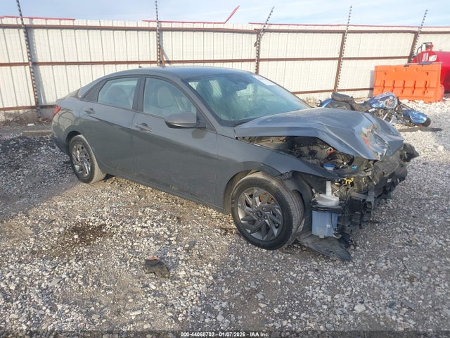Hyundai ELANTRA SEL 2024 KMHLM4DG7RU657573 main image