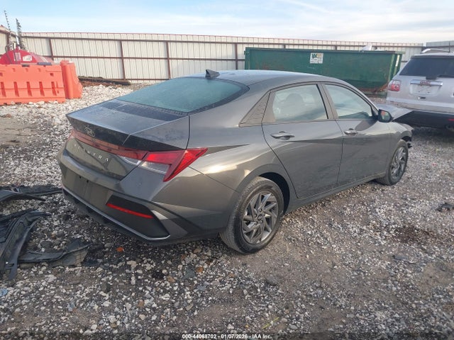 Hyundai ELANTRA SEL 2024 KMHLM4DG7RU657573 Image 4
