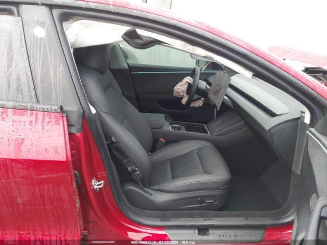 2025 TESLA MODEL 3 5YJ3E1EB6SF049948 Photo 4