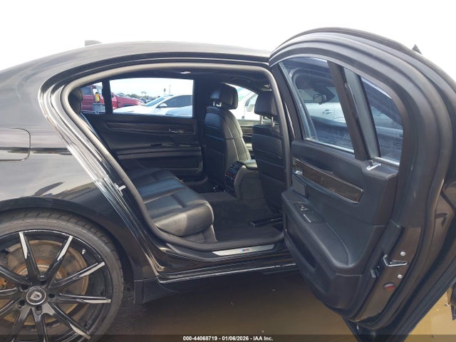 2015 BMW 750LI WBAYE8C55FD782241 Photo 7