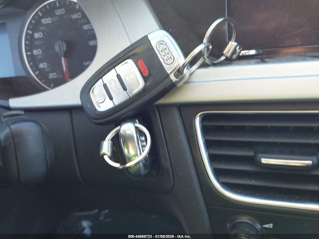 44068723 :رقم المزاد ، WAUBFAFLXCA120057 vin ، 2012 Audi A4 2.0t Premium مزاد بيع