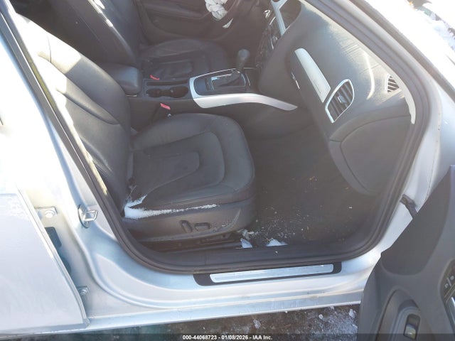 44068723 :رقم المزاد ، WAUBFAFLXCA120057 vin ، 2012 Audi A4 2.0t Premium مزاد بيع