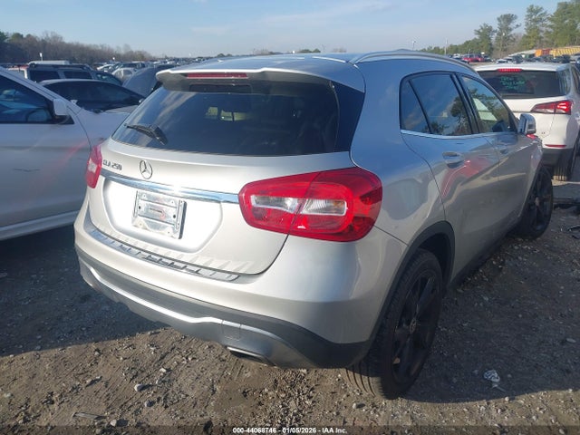 2018 MERCEDES-BENZ GLA 250 WDCTG4EB3JJ435644 Photo 3