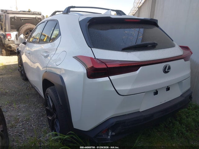 JTHYBJAH0S2002876 Lexus Ux 300h