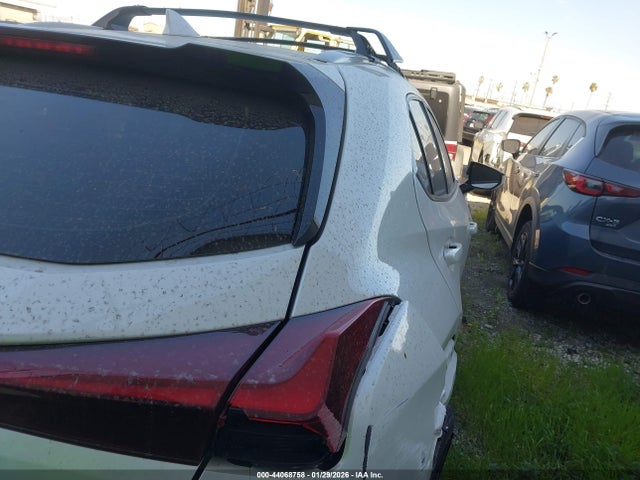 JTHYBJAH0S2002876 Lexus Ux 300h