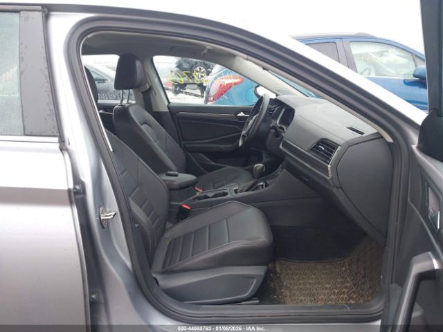 2021 VOLKSWAGEN JETTA 3VWE57BU1MM094406 Photo 4