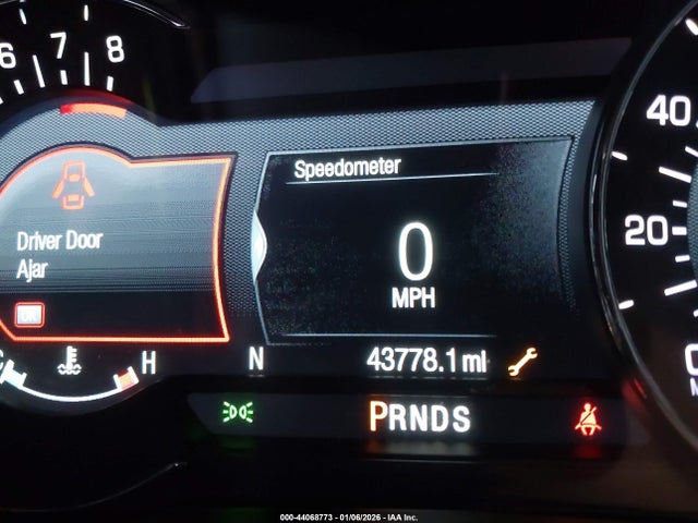 5LMCJ2D90KUL09437 Lincoln MKC SELECT