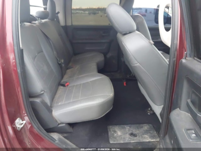 Продаж на аукціоні авто 2018 Ram 3500 Tradesman  4x4 8' Box, vin: 3C63RRGL9JG221785, номер лоту: 44068777