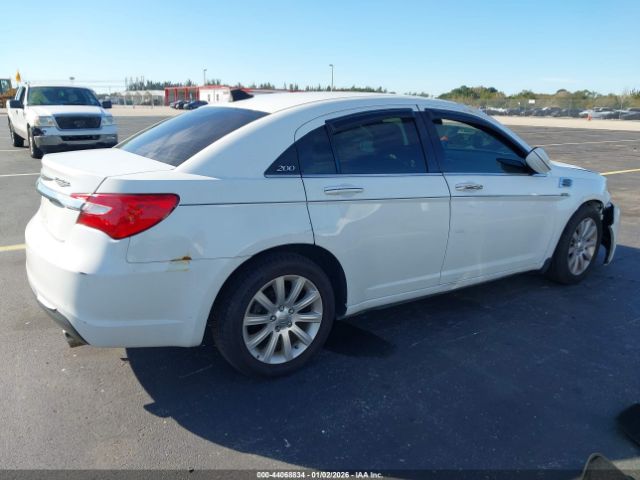 2012 CHRYSLER 200 1C3CCBBB7CN117570 Photo 3