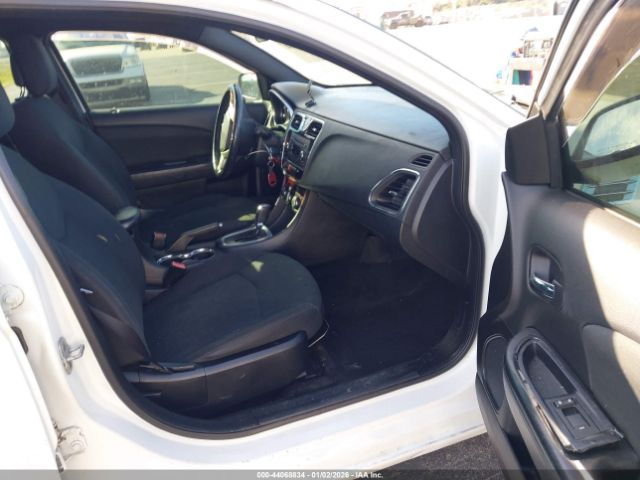 2012 CHRYSLER 200 1C3CCBBB7CN117570 Photo 4