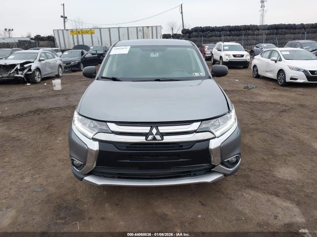 Mitsubishi Outlander Es 2017 JA4AD2A38HZ054208 Image 12