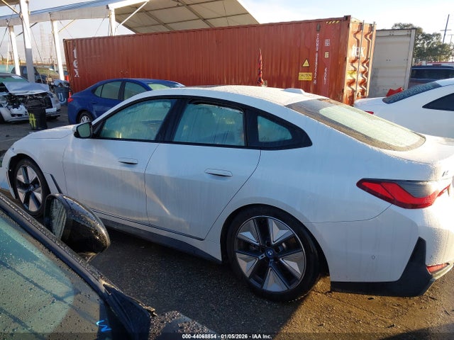 WBY73AW08NFM93593 BMW I4 Edrive40