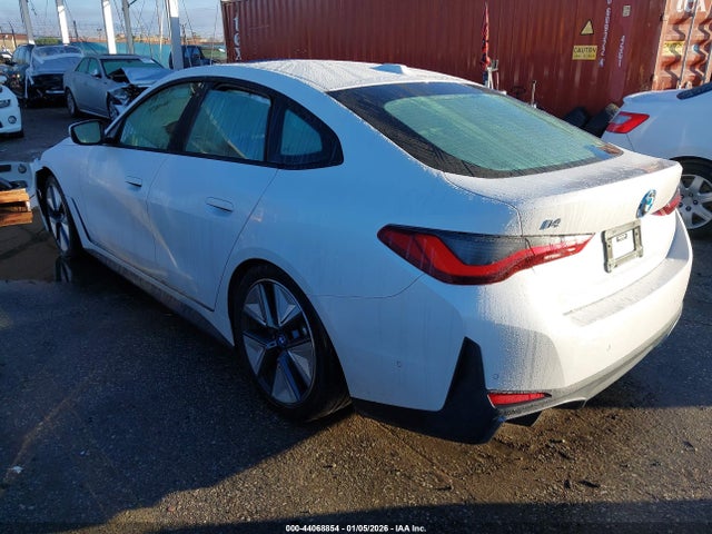 2022 BMW I4 WBY73AW08NFM93593 Photo 2