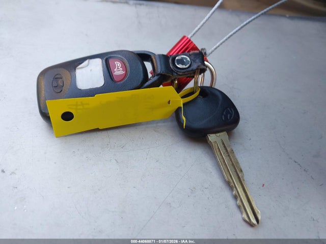 5NPD84LF7JH373140 Hyundai ELANTRA SEL