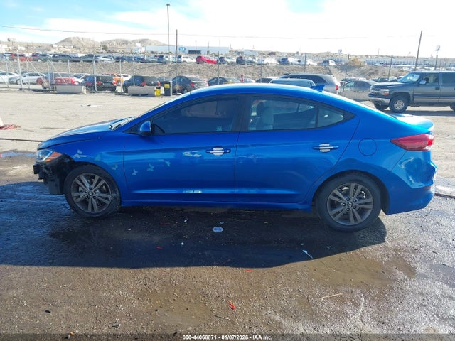 5NPD84LF7JH373140 Hyundai ELANTRA SEL